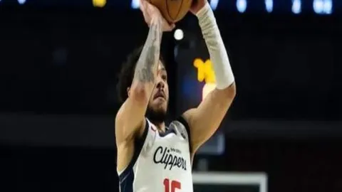 王毅与沙特外交大臣费萨尔进行交流