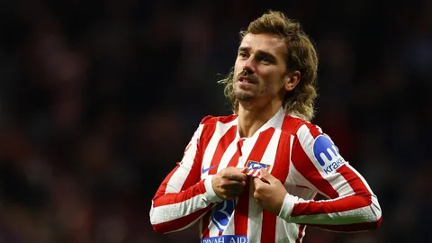 菲教头回击：中企红牌裁决争议，批裁判讽刺伤者